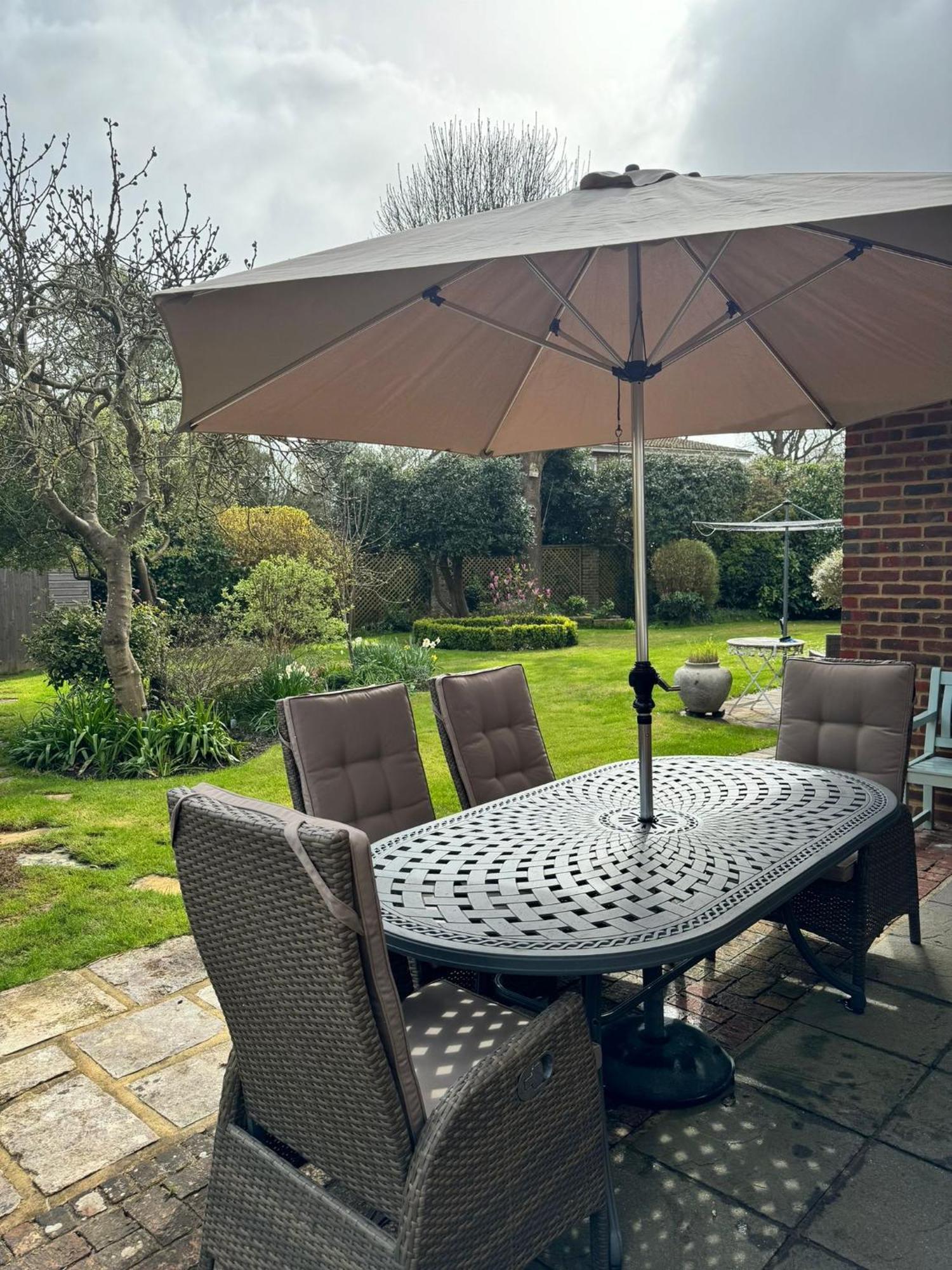 'Bramley Fall Cottage' ' On Site Ev Point - Attached Cottage,3 Separate Bedrooms -1 On Ground Level, Sleeps 6, 2 Bathrooms, Sandy Wittering Beach 8Min Drive, Rural Location, Child Friendly, Small Breed Dog Friendly, Private Parking Chichester Ngoại thất bức ảnh